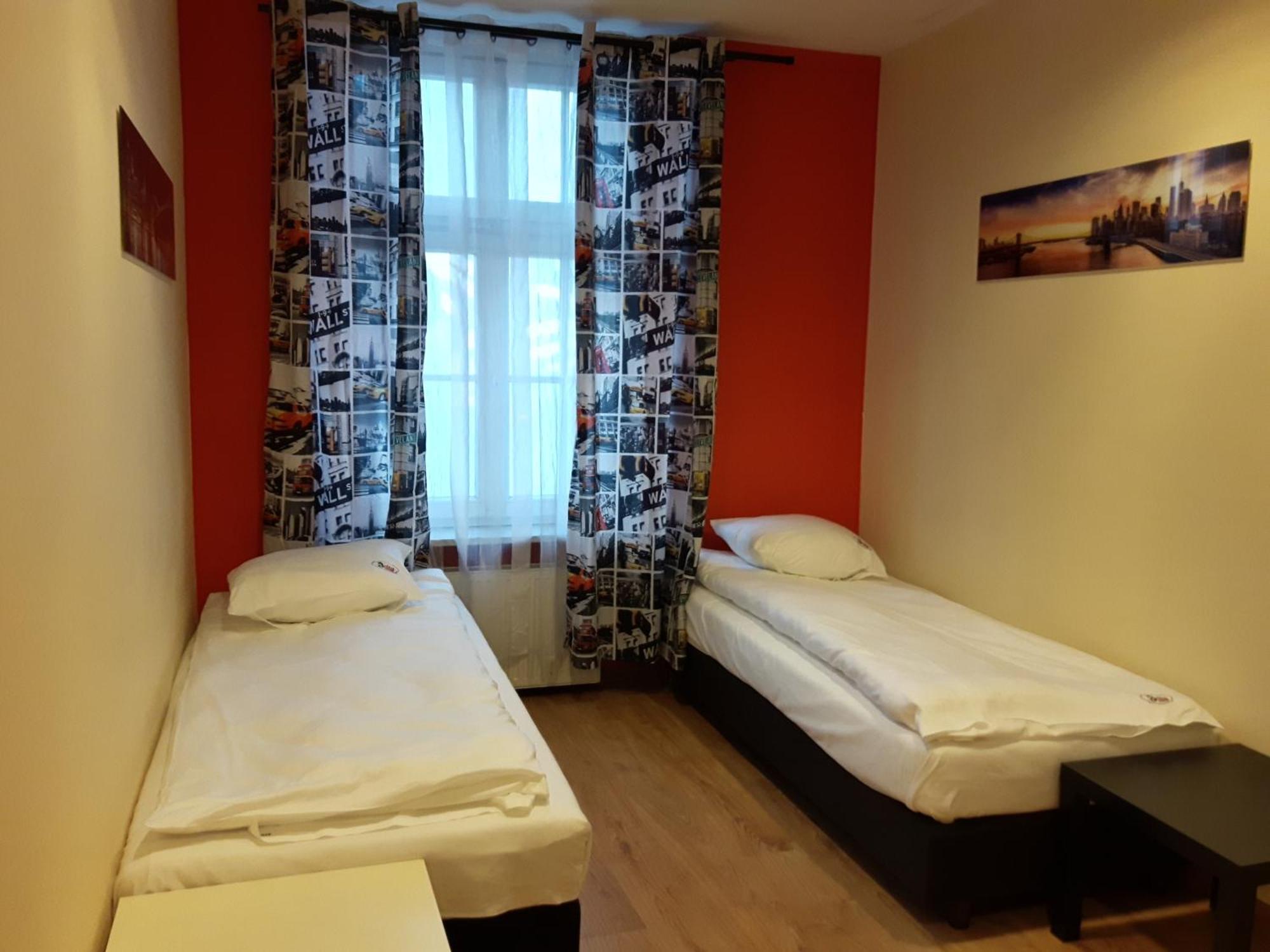 3 City Hostel Gdansk Oda fotoğraf